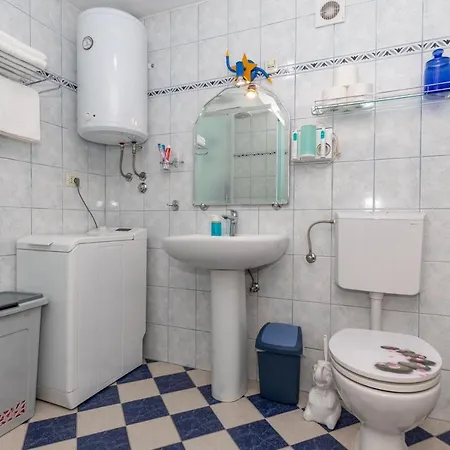 Apartament Splitstay - Spacious & Peaceful, 15 Min Walk To Old Town *