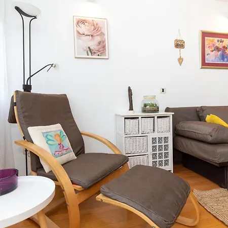 Splitstay - Spacious & Peaceful, 15 Min Walk To Old Town Apartamento *